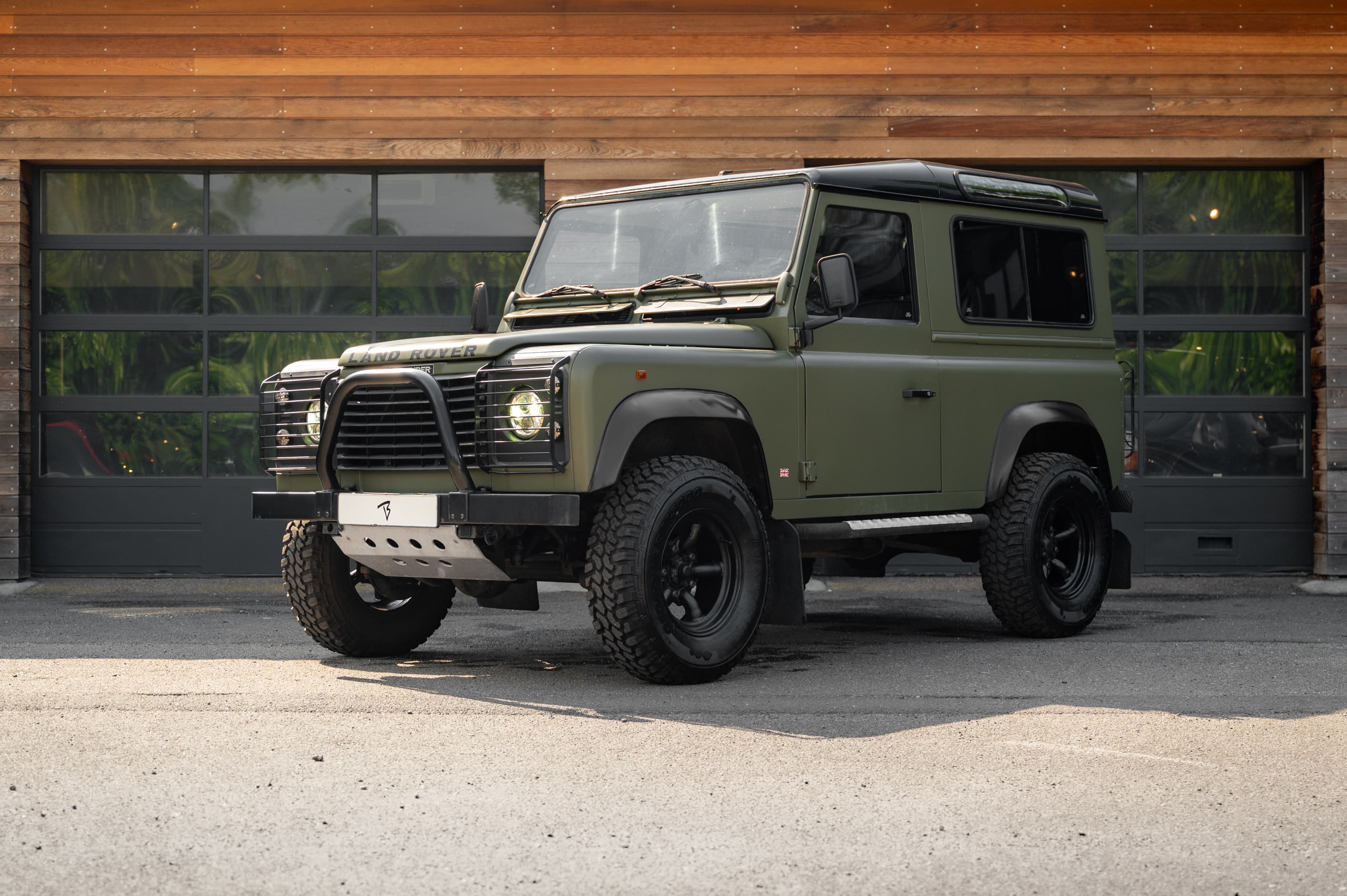 Land Rover Defender 90